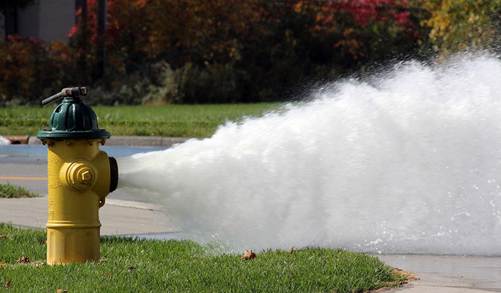 726x425 2018 Hydrant Flushing